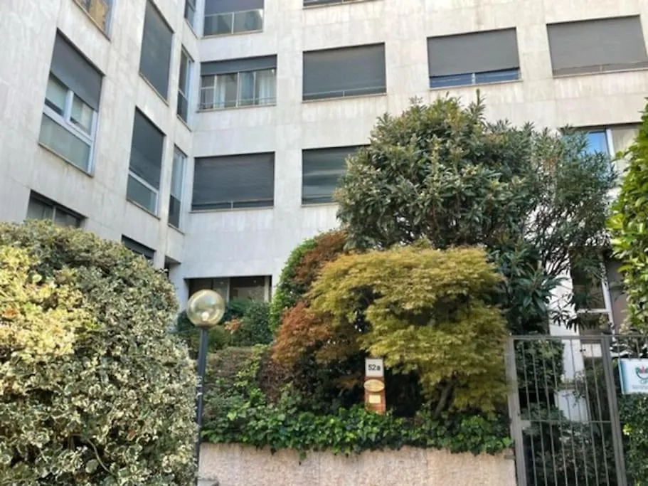 Apartament La Casa Di Ludo Mediolan